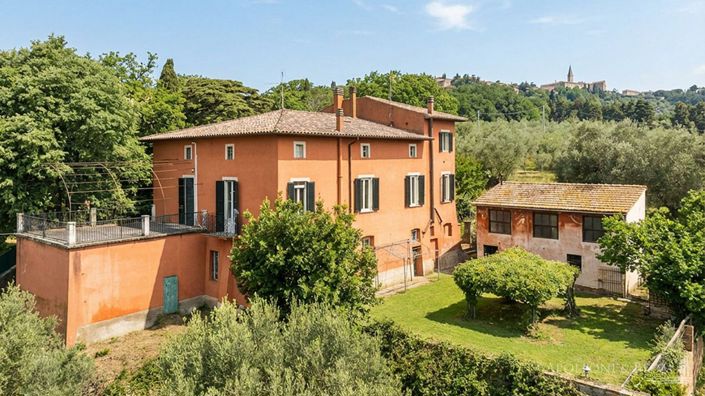 Image No.2-Villa de 6 chambres à vendre à Perugia