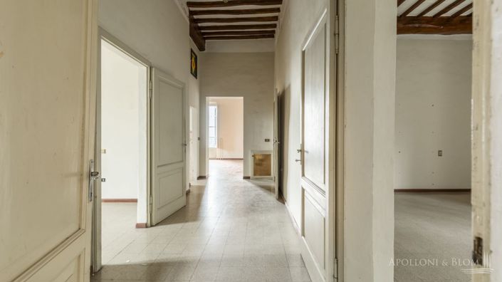 Image No.24-6 Bed Villa for sale