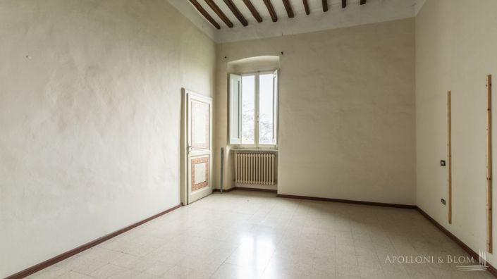 Image No.25-6 Bed Villa for sale