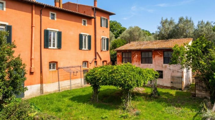 Image No.3-6 Bed Villa for sale