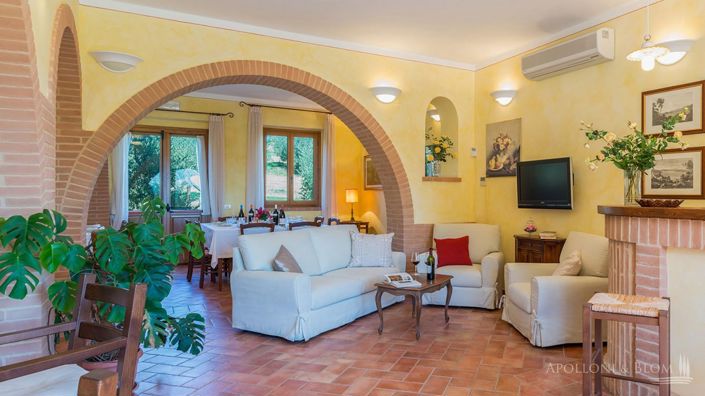 Image No.22-10 Bed Apartment for sale