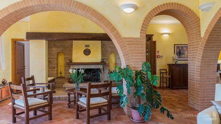 Image No.23-10 Bed Apartment for sale