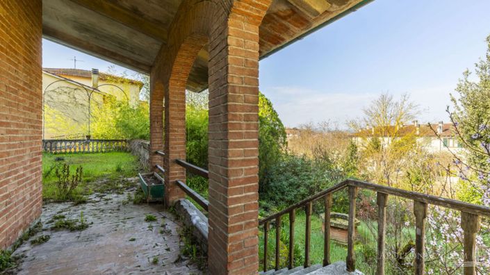 Image No.2-Maison de campagne de 5 chambres à vendre à Montepulciano