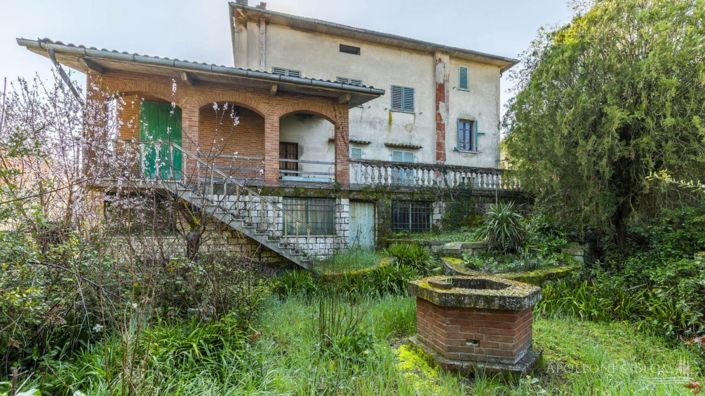 Image No.3-Maison de campagne de 5 chambres à vendre à Montepulciano