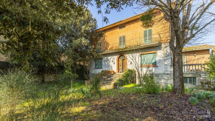 Image No.8-Maison de campagne de 5 chambres à vendre à Montepulciano