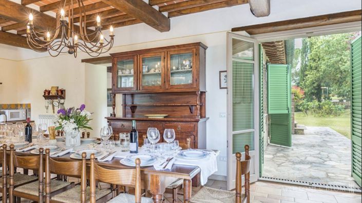 Image No.20-6 Bed Apartment for sale