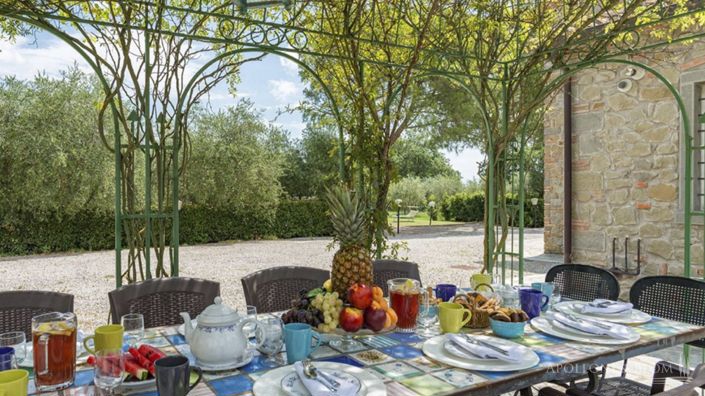 Image No.23-6 Bed Apartment for sale