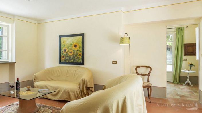 Image No.26-6 Bed Apartment for sale