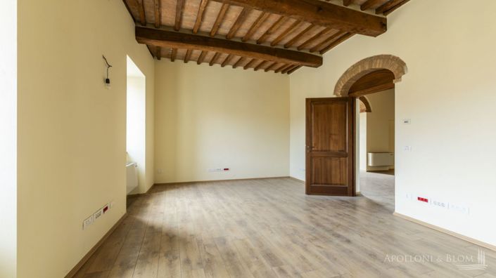 Image No.22-Appartement de 7 chambres à vendre à Montalcino