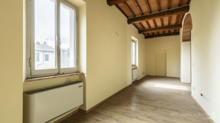 Image No.23-Appartement de 7 chambres à vendre à Montalcino