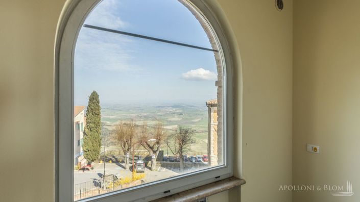 Image No.4-7 Bed Apartment for sale