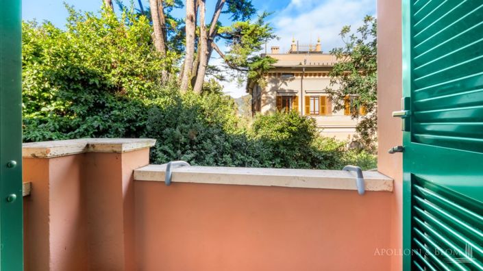 Image No.17-3 Bed Apartment for sale