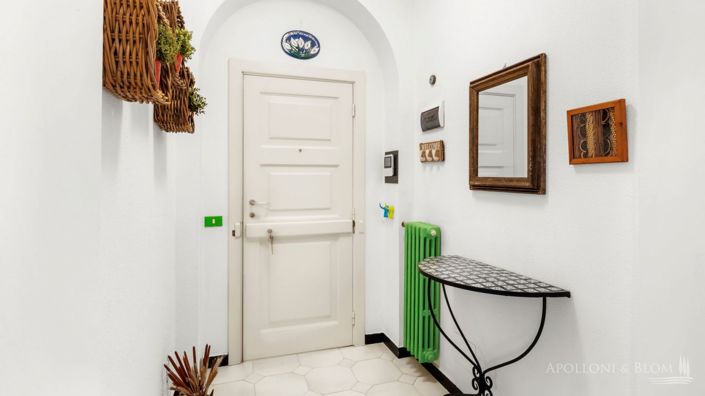 Image No.4-3 Bed Apartment for sale