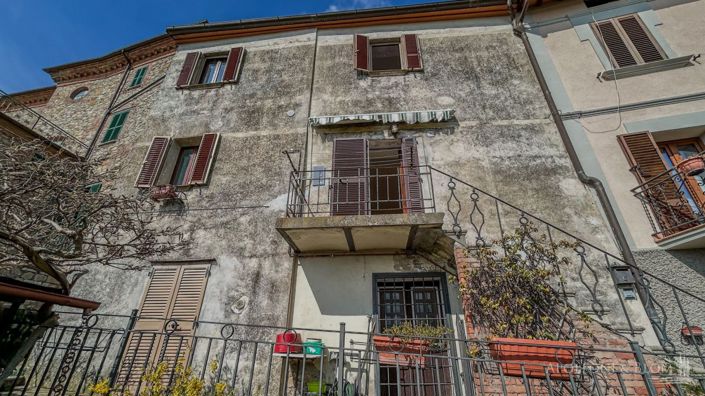 Image No.24-2 Bed Apartment for sale