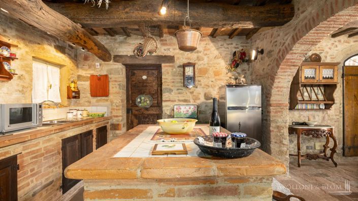 Image No.27-3 Bed Apartment for sale