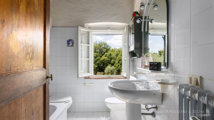 Image No.30-3 Bed Apartment for sale