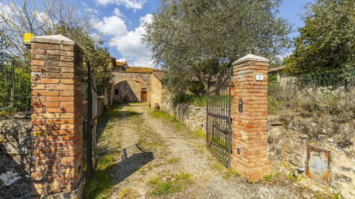 Image No.13-6 Bed Apartment for sale