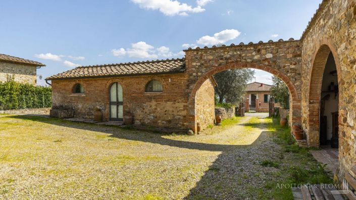 Image No.18-6 Bed Apartment for sale