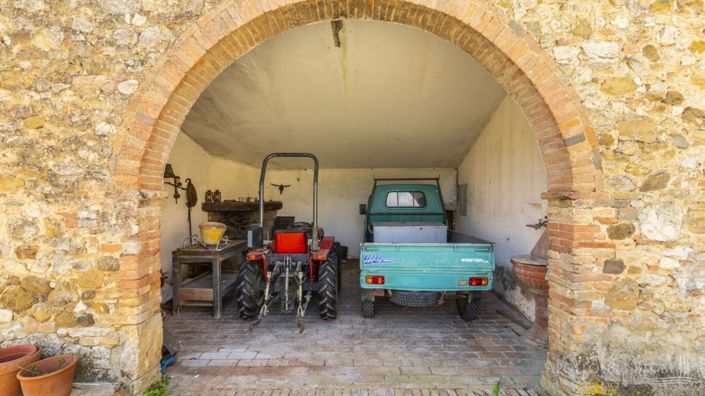 Image No.19-6 Bed Apartment for sale