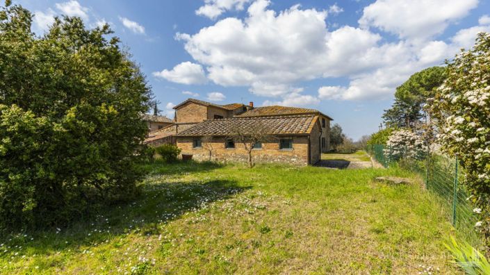 Image No.20-6 Bed Apartment for sale