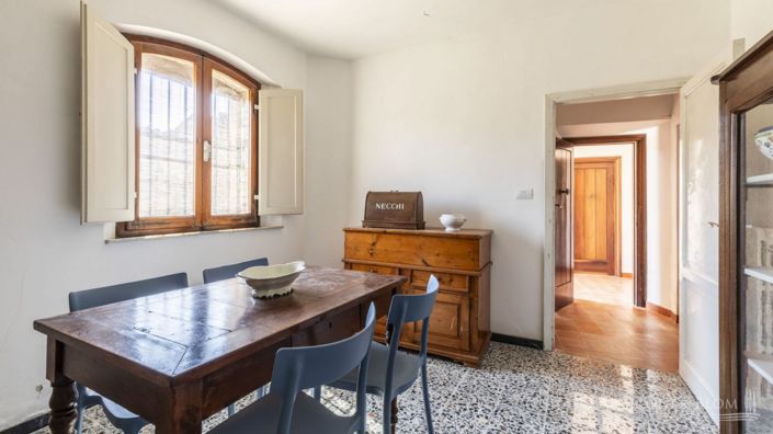 Image No.30-6 Bed Apartment for sale