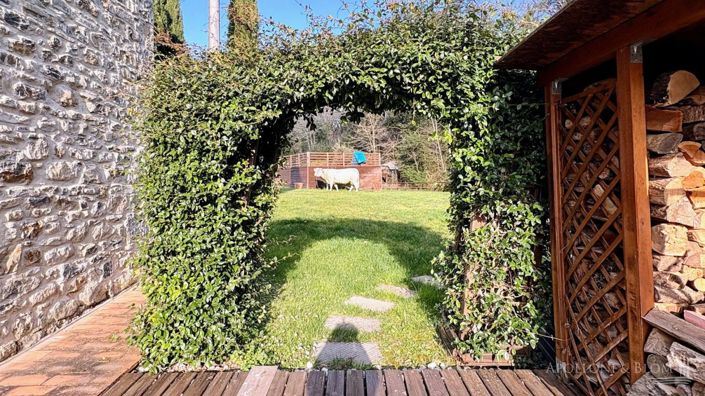 Image No.28-2 Bed Apartment for sale