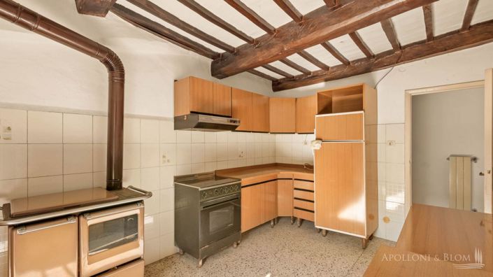 Image No.10-3 Bed Apartment for sale