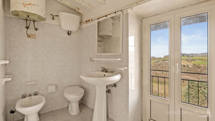 Image No.11-3 Bed Apartment for sale