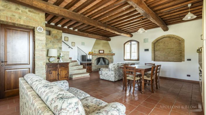 Image No.17-12 Bed Apartment for sale