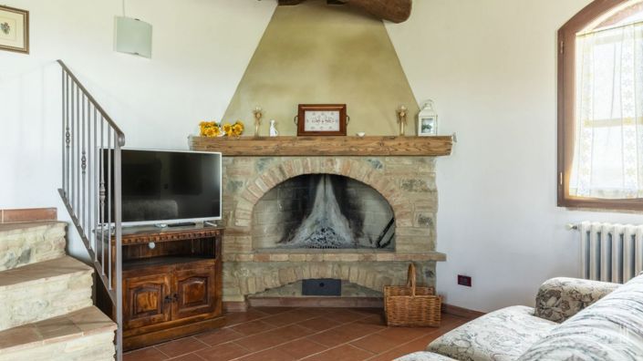 Image No.19-12 Bed Apartment for sale