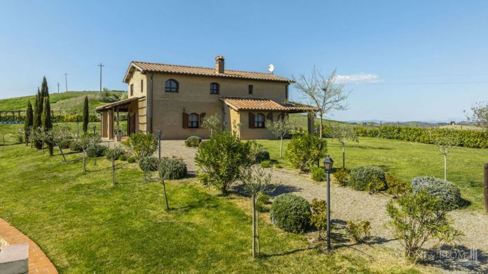 Image No.29-12 Bed Apartment for sale