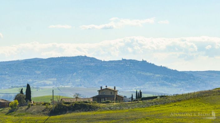 Image No.3-12 Bed Apartment for sale