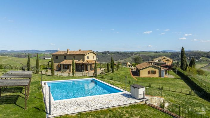 Image No.5-12 Bed Apartment for sale