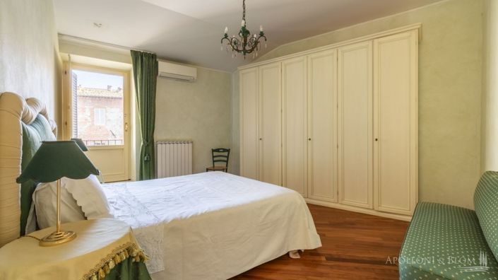 Image No.15-2 Bed Apartment for sale