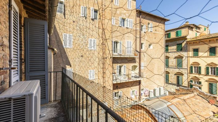 Image No.18-2 Bed Apartment for sale