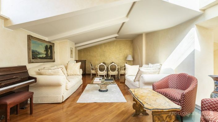 Image No.24-2 Bed Apartment for sale