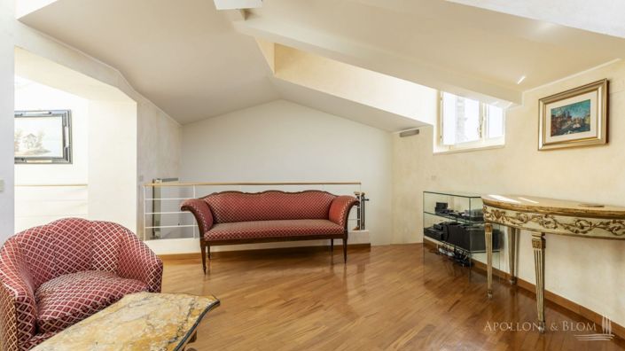 Image No.28-2 Bed Apartment for sale