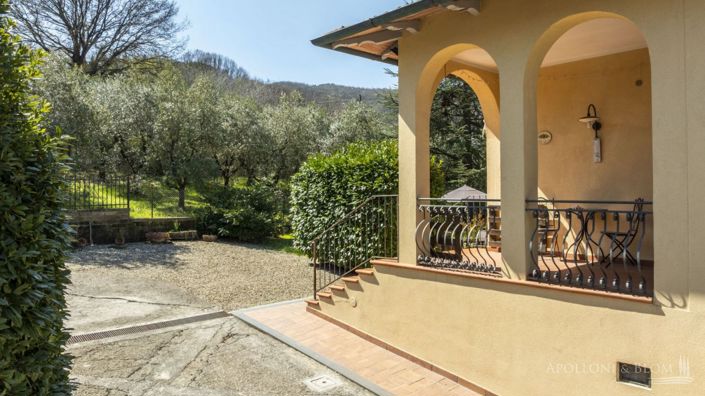 Image No.11-4 Bed Country House for sale