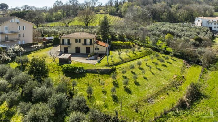 Image No.6-4 Bed Country House for sale