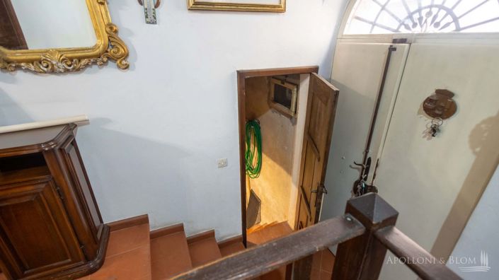 Image No.10-2 Bed Apartment for sale