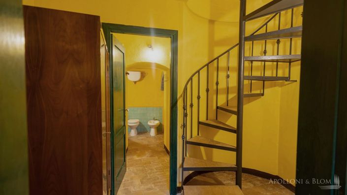 Image No.10-1 Bed Apartment for sale