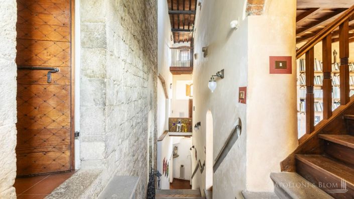 Image No.21-Châteaux de 7 chambres à vendre à Gaiole in Chianti