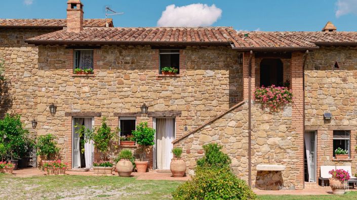 Image No.18-6 Bed Apartment for sale