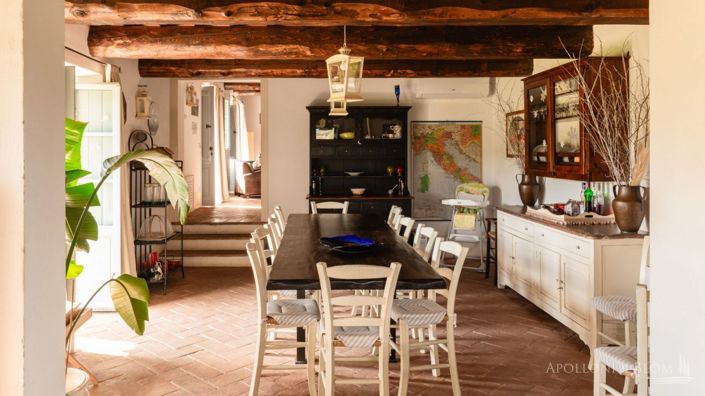 Image No.20-6 Bed Apartment for sale