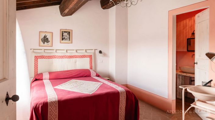 Image No.26-6 Bed Apartment for sale