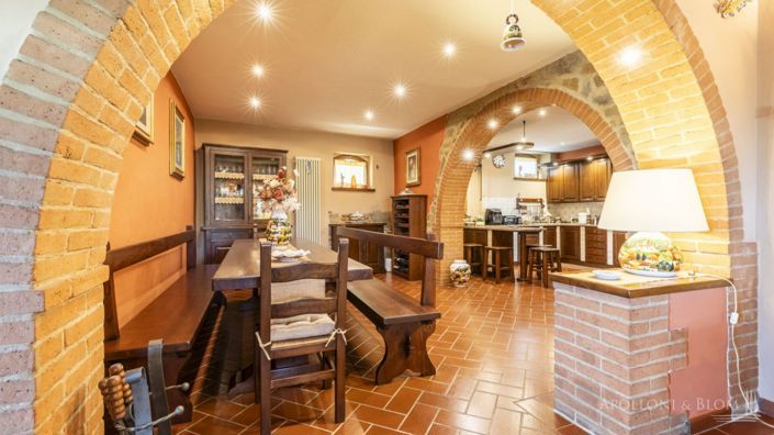 Image No.12-2 Bed Apartment for sale