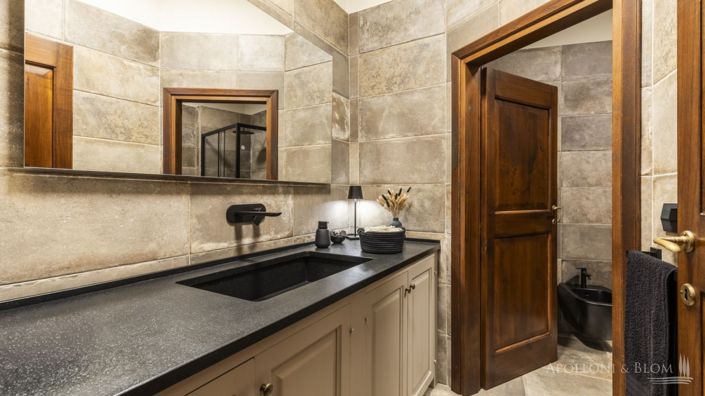 Image No.23-2 Bed Apartment for sale