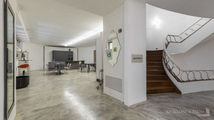 Image No.20-3 Bed Apartment for sale