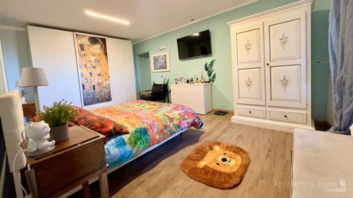 Image No.14-3 Bed Apartment for sale