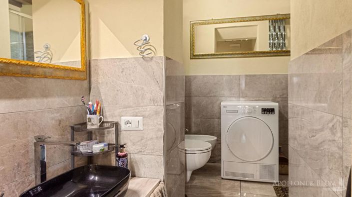 Image No.23-3 Bed Apartment for sale